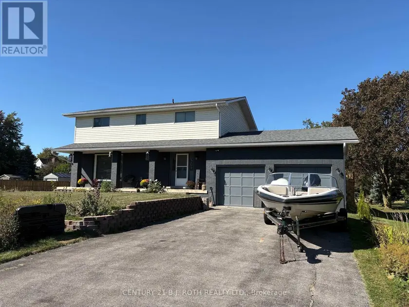 Detached at 62 GEORGE STREET E, Clearview