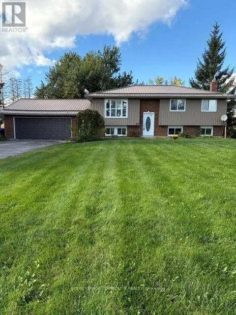Detached at 1092 OLD BARRIE ROAD W, Oro-Medonte