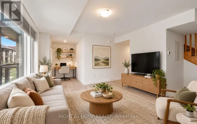 Townhouse at 13 MAGNOLIA LANE
