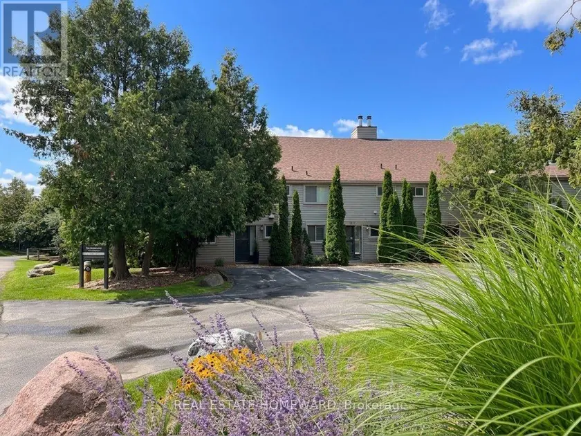 Townhouse at 130 ESCARPMENT CRESCENT, Collingwood