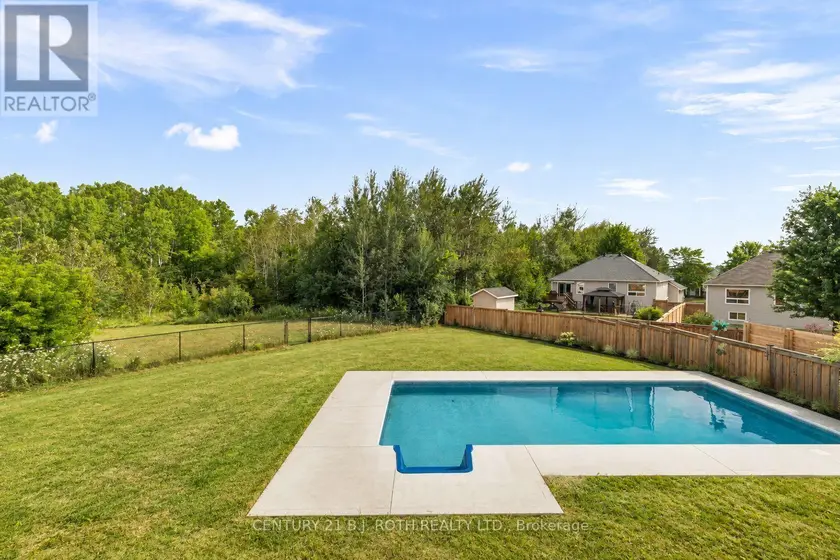 Detached at 211 ROY DRIVE, Clearview