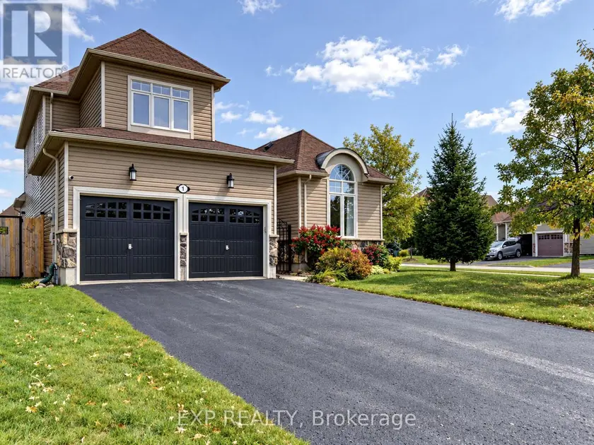 Detached at 1 SILVER CRESCENT, Collingwood
