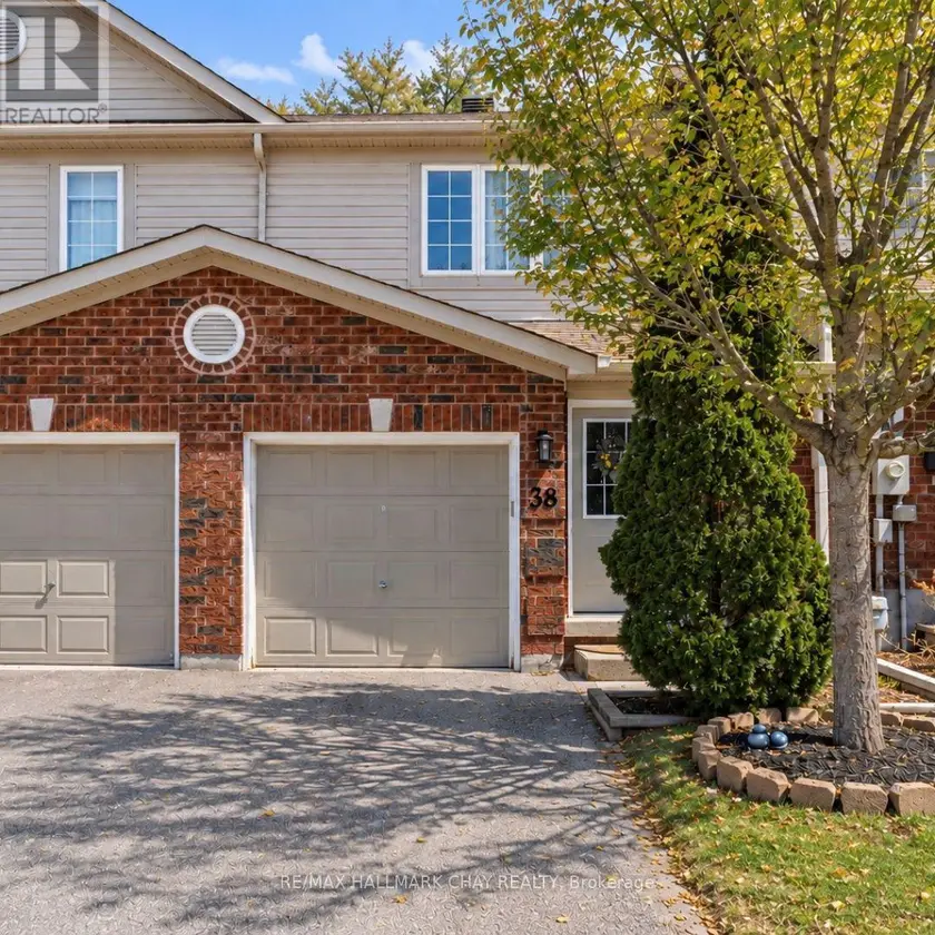Townhouse at 38 - 430 MAPLEVIEW DRIVE E, Barrie