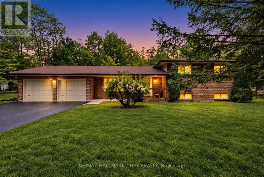 Detached at 4 BINNIE DRIVE, Springwater