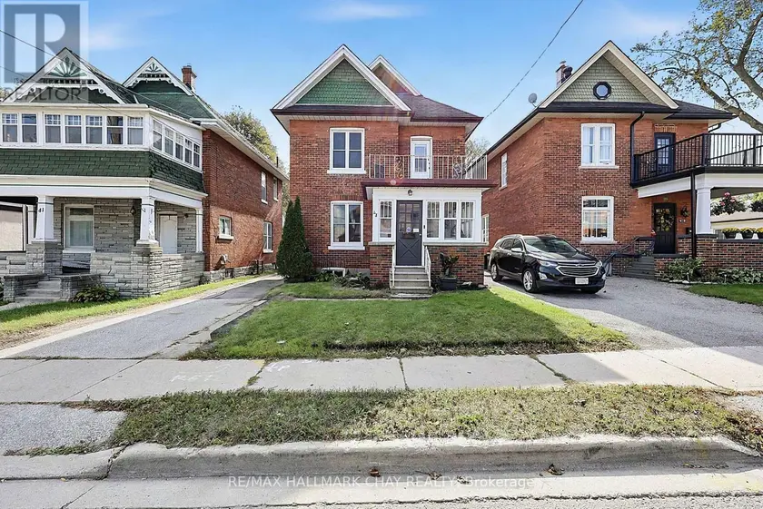 Detached at 43 BROCK STREET, Barrie