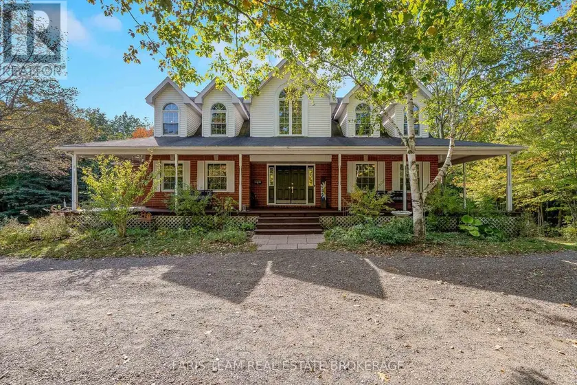 Detached at 12 VALLEY VIEW DRIVE, Springwater