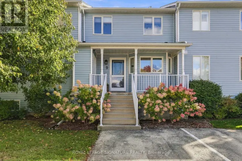 Townhouse at 9 VALLEYMEDE COURT, Collingwood