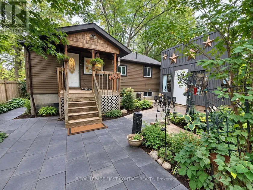 Detached at 235 SUNNIDALE ROAD S, Wasaga Beach