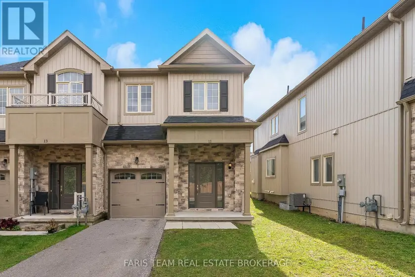 Townhouse at 11 CHURCHLEA MEWS, Orillia