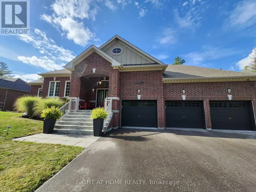 Detached at 84 DIAMOND VALLEY DRIVE, Oro-Medonte