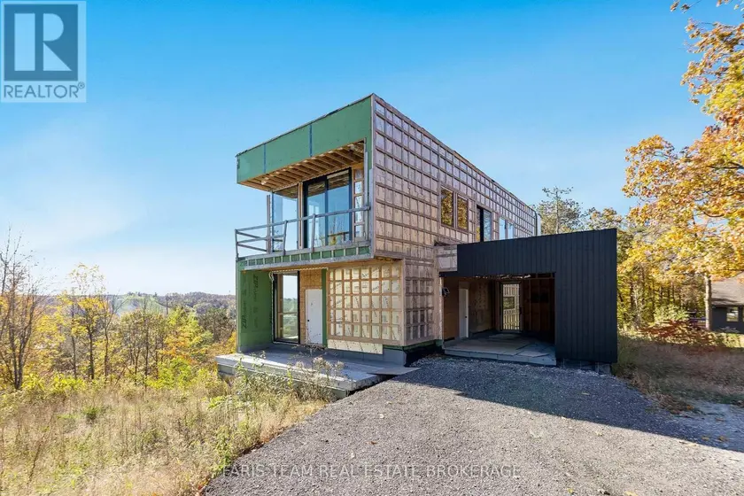 Detached at 11 PINE POINT, Oro-Medonte