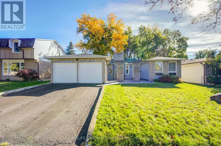 Detached at 7 HURON STREET, Barrie