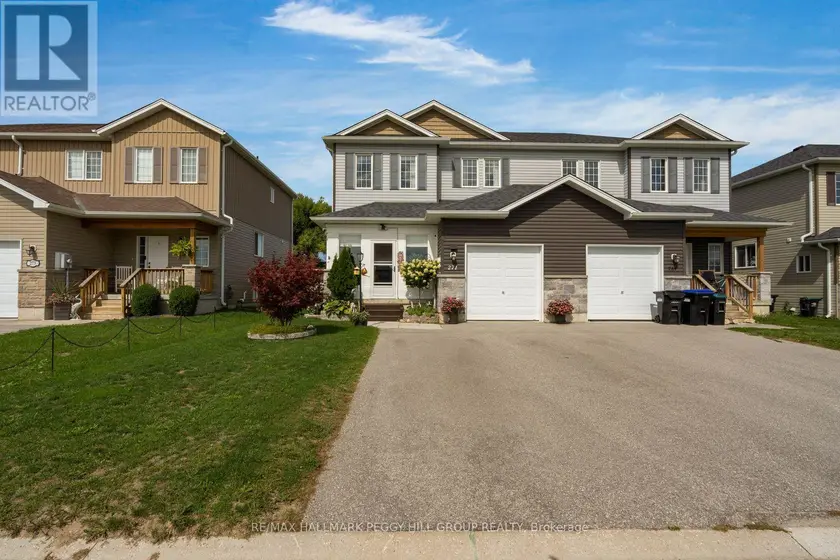 Semi-Detached/Link at 271 QUEBEC STREET, Clearview