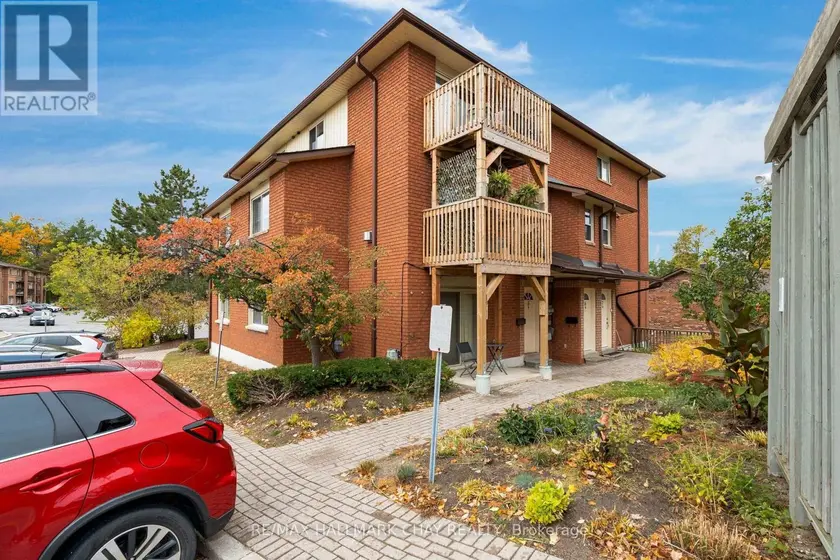 Apartment at 8 - 22 MEADOW LANE, Barrie