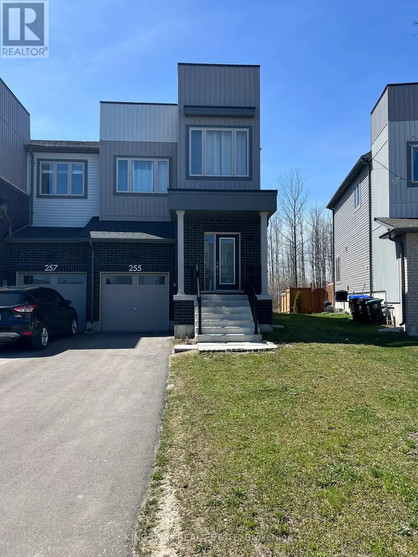 Townhouse at 255 ATKINSON STREET, Clearview