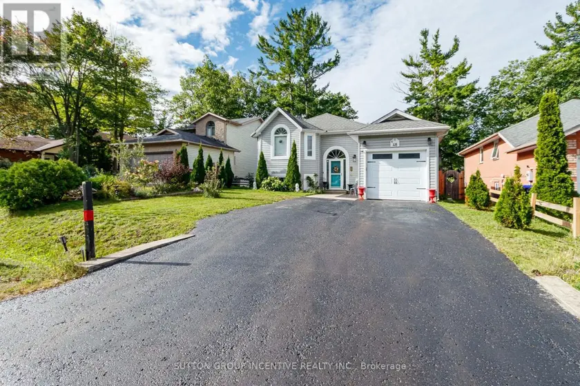 Detached at 48 WESLEY AVENUE, Wasaga Beach