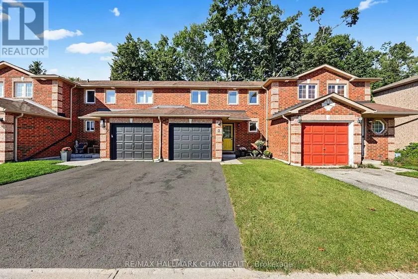 Townhouse at 3 - 38 KENWELL CRESCENT, Barrie