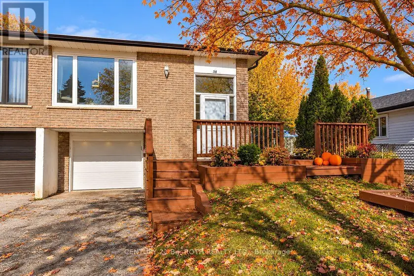 Semi-Detached/Link at 38 CHARLBROOK AVENUE, Barrie