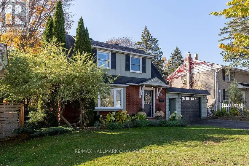 Detached at 63 NAPIER STREET, Barrie