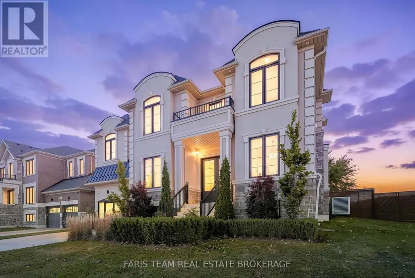 Detached at 207 SUTHERLAND STREET S, Clearview