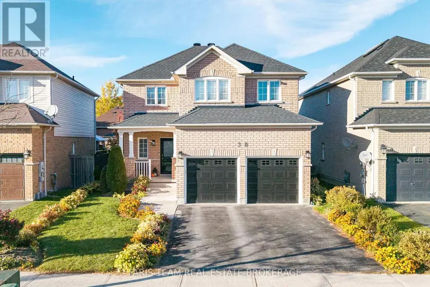 Detached at 36 CONNAUGHT LANE, Barrie
