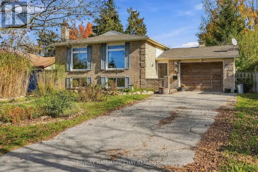 Detached at 17 WELLS CRESCENT, Barrie
