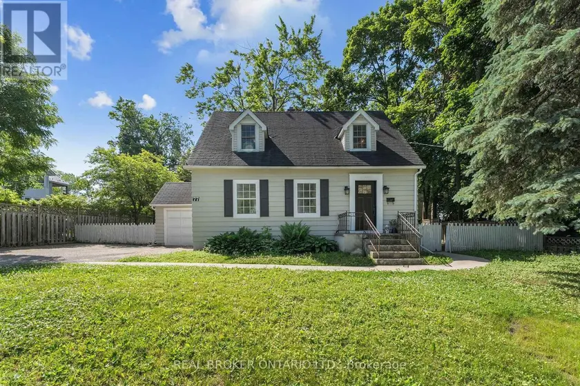 Detached at 77 WELLINGTON STREET E, Barrie