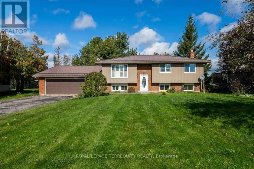 Detached at 1092 OLD BARRIE ROAD W, Oro-Medonte