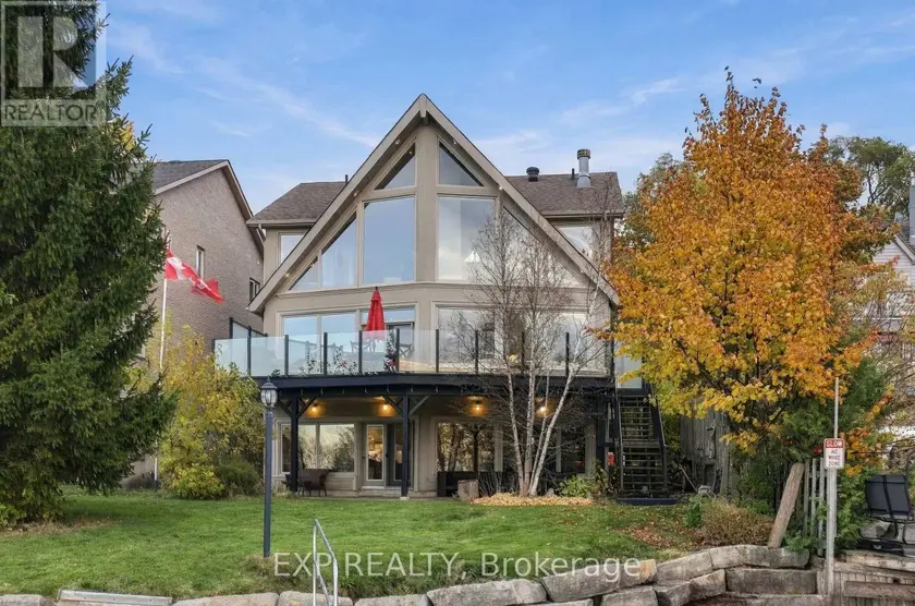 Detached at 220 RIVER ROAD E, Wasaga Beach