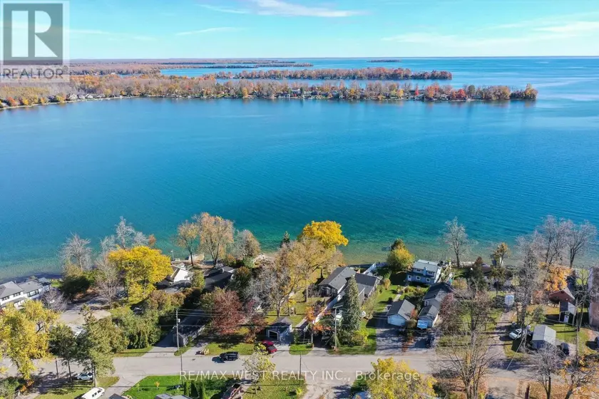 Detached at 69 OLIVE CRESCENT, Orillia