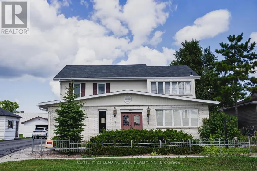 Detached at 1106 PRINCE STREET, Hearst