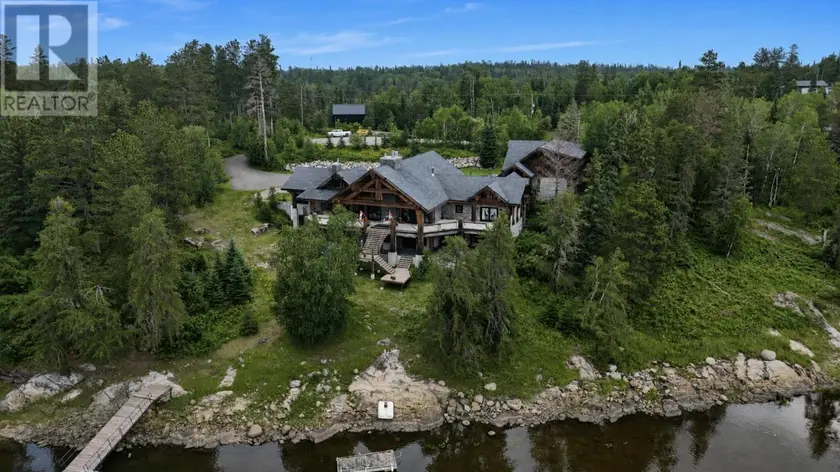 Detached at 76 MIDDLE LAKE/WINNIPEG RIVER, KENORA