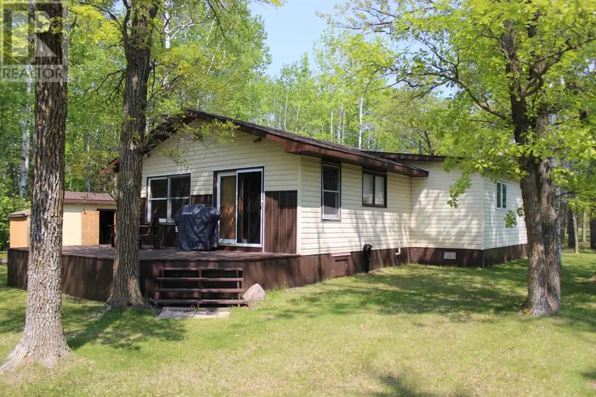 Detached at 51 GRANT DR, RAINY RIVER