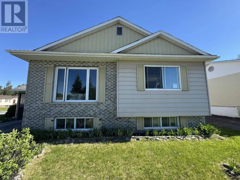 Detached at 1 Wendego Street, Manitouwadge