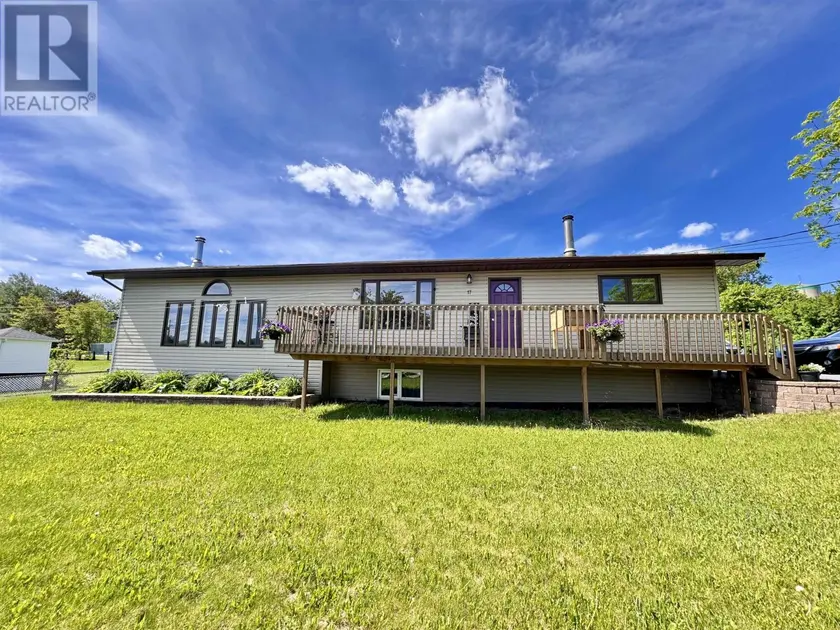 Detached at 17 Kenora RD, Red Lake