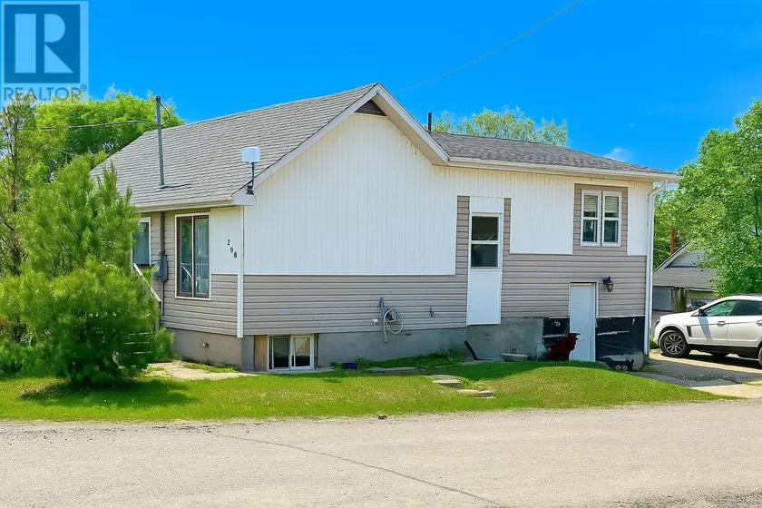 Detached at 240 Walker Street, Beardmore