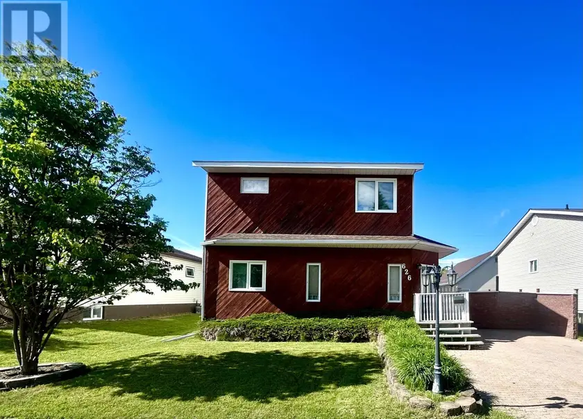 Detached at 626 Second Street West, Fort Frances