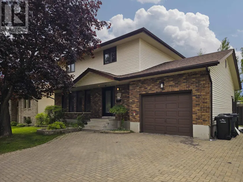 Detached at 192 RIVIERA DR, THUNDER BAY