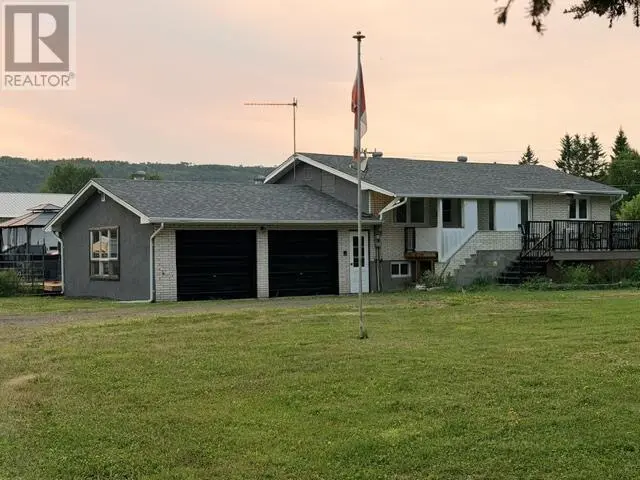 Detached at 5751 Hwy 61, Crooks/Neebing