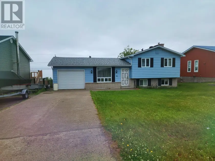 Detached at 94 LAKEVIEW DR, TERRACE BAY