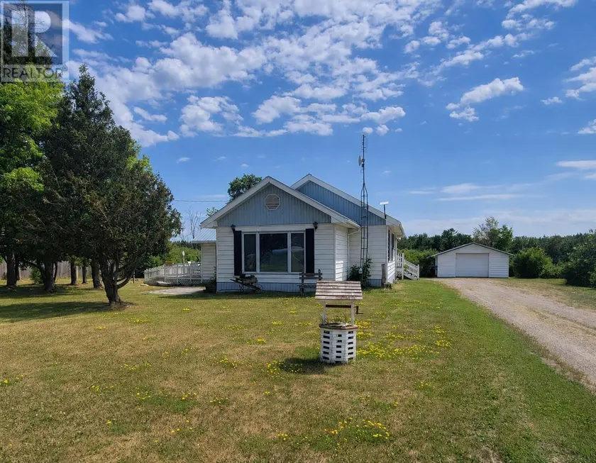 Detached at 1611 HWY 11/71, Alberton