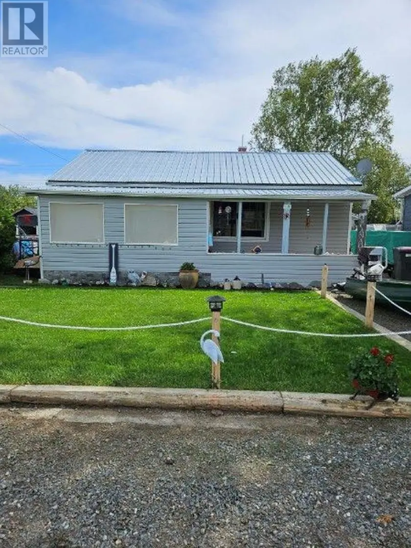 Detached at 15 Heron Drive, Manitouwadge