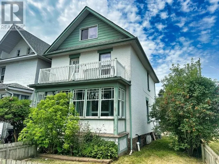 Detached at 241 Syndicate Ave N, Thunder Bay