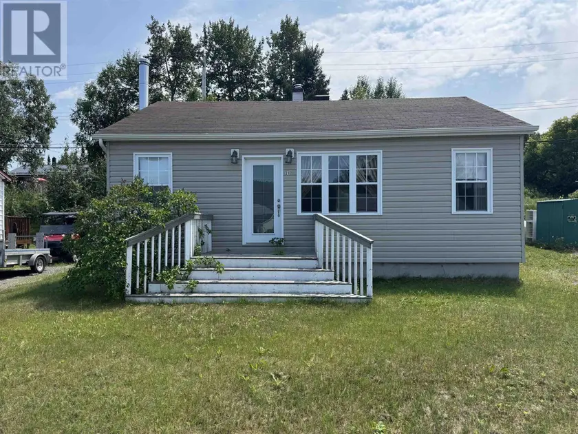 Detached at 20 Neebig AVE, Manitouwadge
