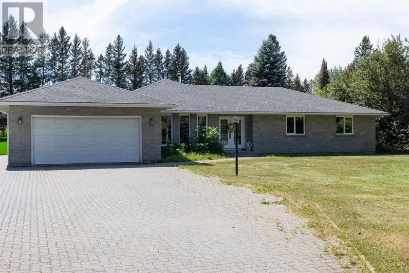 Detached at 1155 Victor ST S, Thunder Bay
