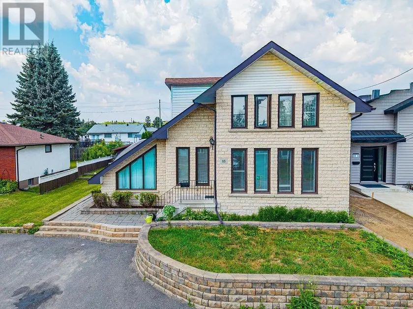 Detached at 88 Carl Ave., Thunder Bay