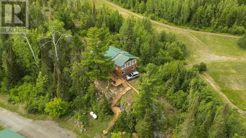 Detached at 7081 HWY 61, Neebing