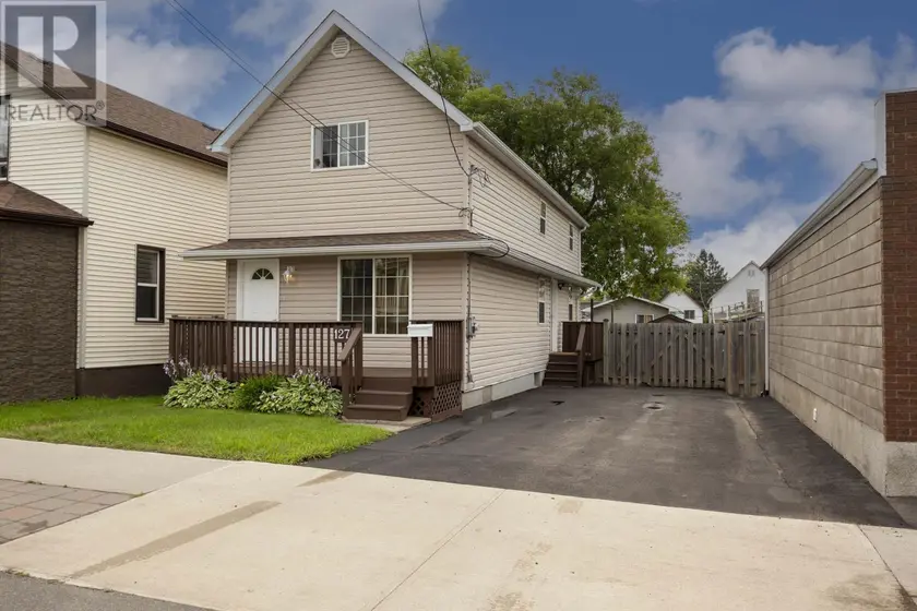 Detached at 127 Court St S, Thunder Bay