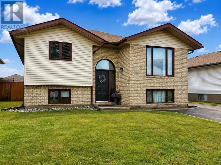 Detached at 312 Caribou CRES, Thunder Bay