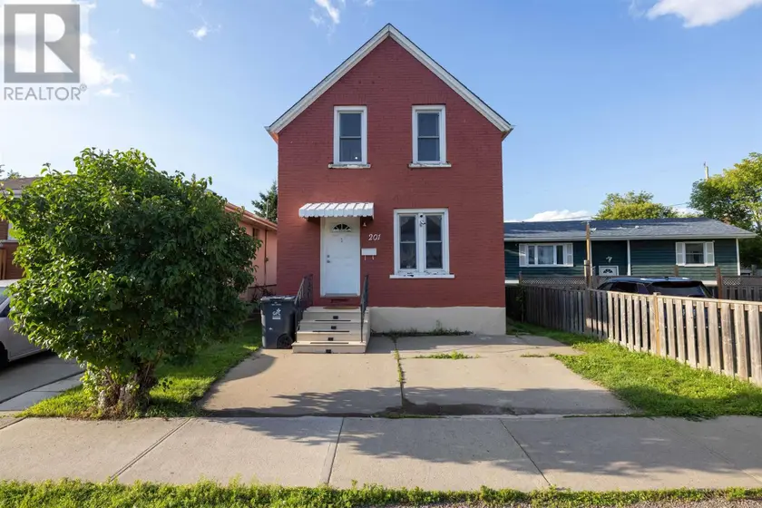 Detached at 201 Cumming ST, Thunder Bay
